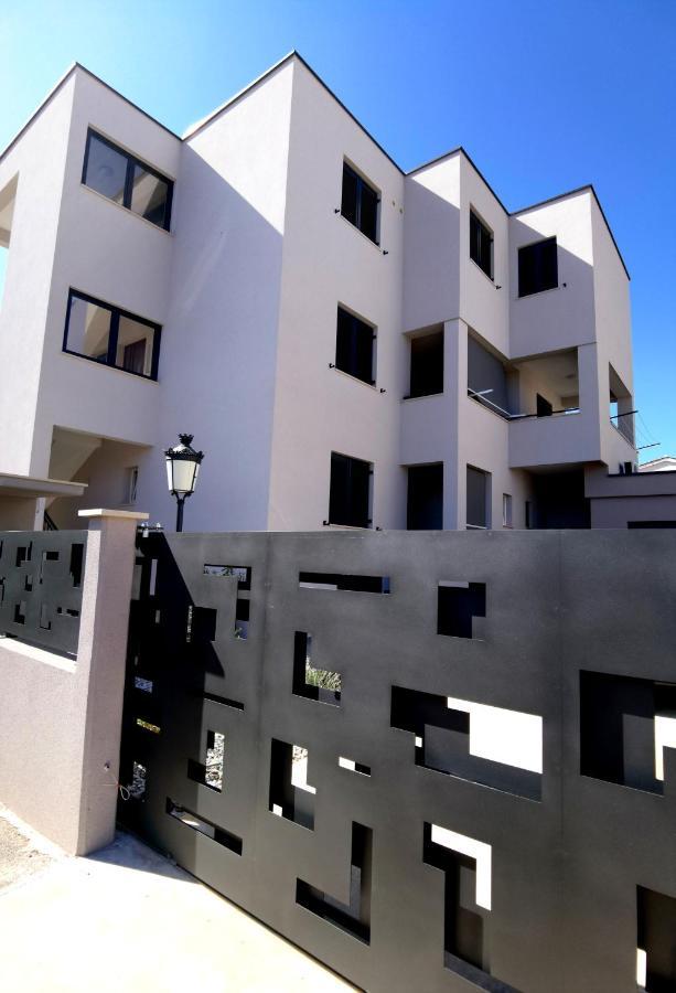Stay In The Very Heart Of Porec - 50M To The Beach المظهر الخارجي الصورة