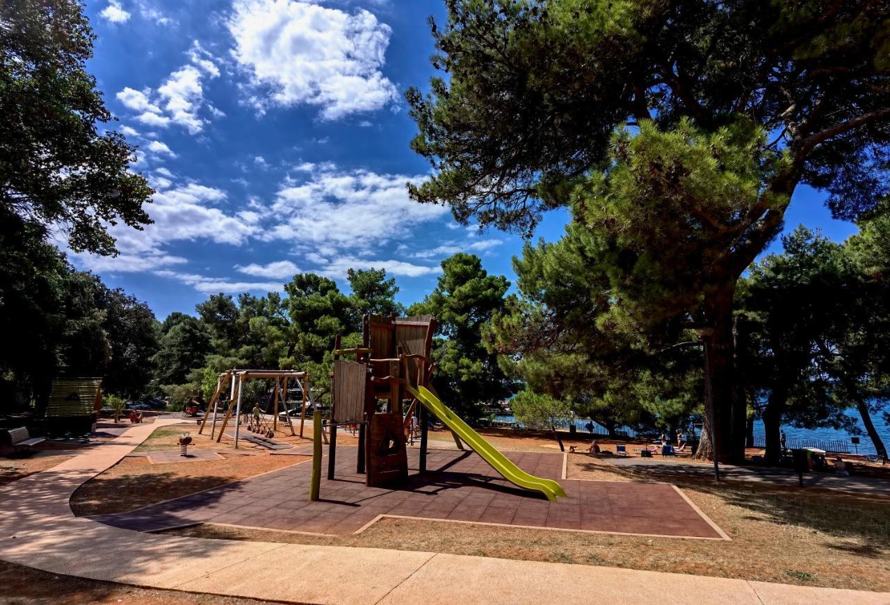 Stay In The Very Heart Of Porec - 50M To The Beach المظهر الخارجي الصورة