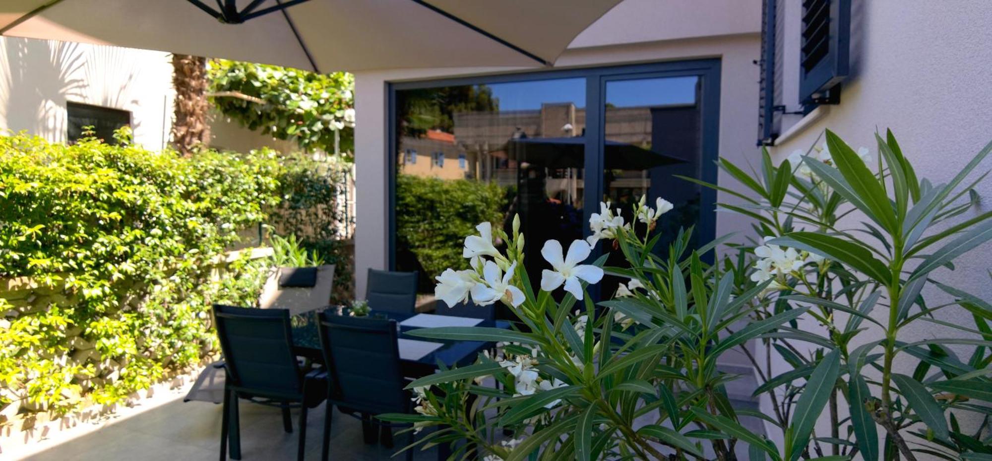 Stay In The Very Heart Of Porec - 50M To The Beach المظهر الخارجي الصورة